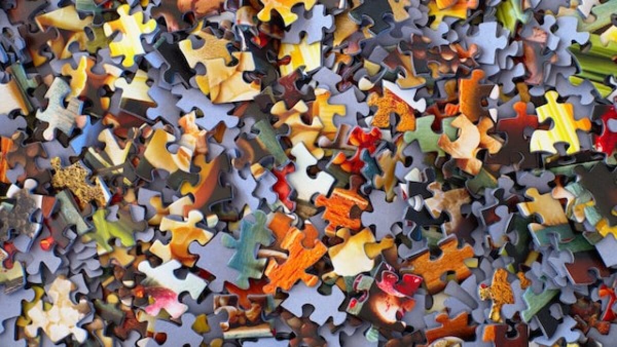 jigsaw puzzle pieces