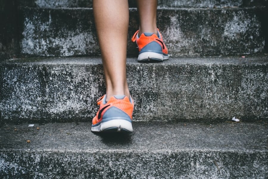 Fitness training on steps