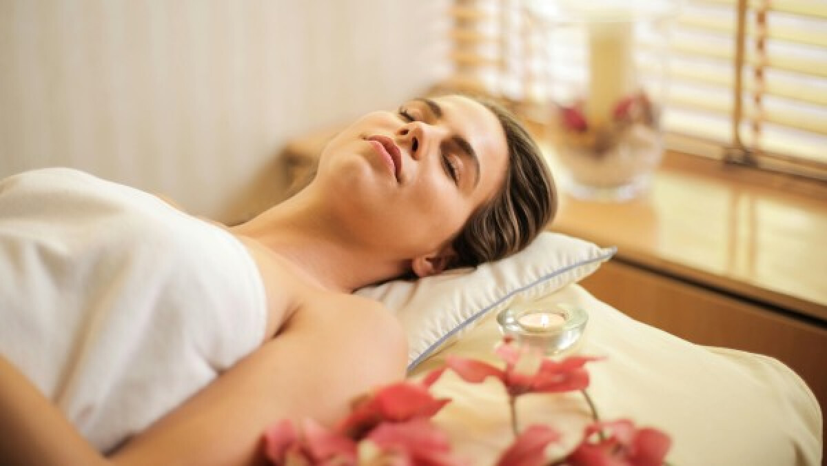 Relaxing woman in a spa