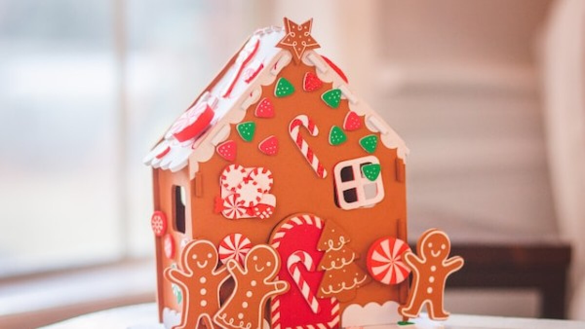 gingerbread house